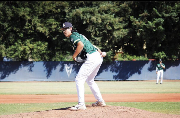 Menlo Park Legends Baseball pitcher on the mound